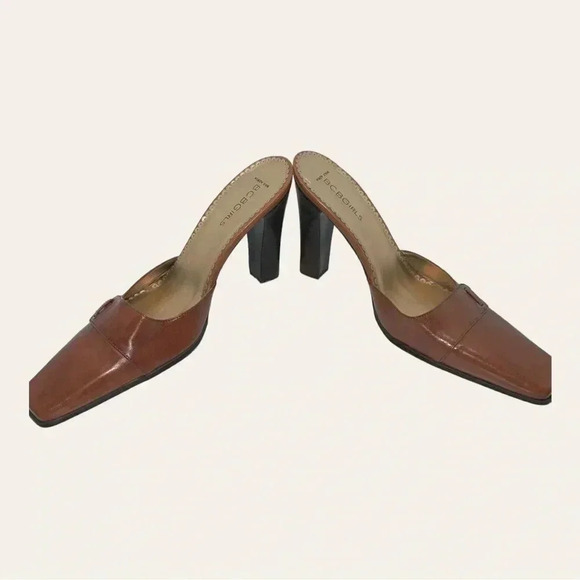 Women’s BCBGIRLS MAXAZRIA SQUARE TWO HEELS BLOCK HEEL COGNAC IN COLOR‎ SIZE 7B - Picture 13 of 15